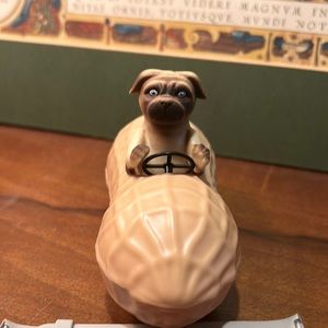 Pug in a Peanut